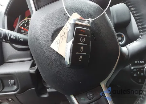 2023 Ram 1500 Big Horn 4X4 5'7 Box из США, поврежденный, VIN 1C6RRFFG3PN567280